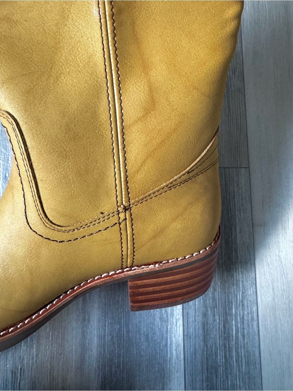FRYE Miranda Banana Boot - Picture 4 of 15